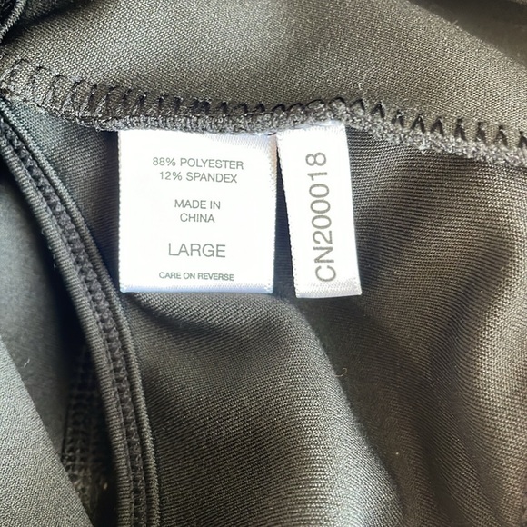 NY & Company High-Waisted Pocket Capri Legging Set - Rainbow-Stripe - Picture 10 of 16